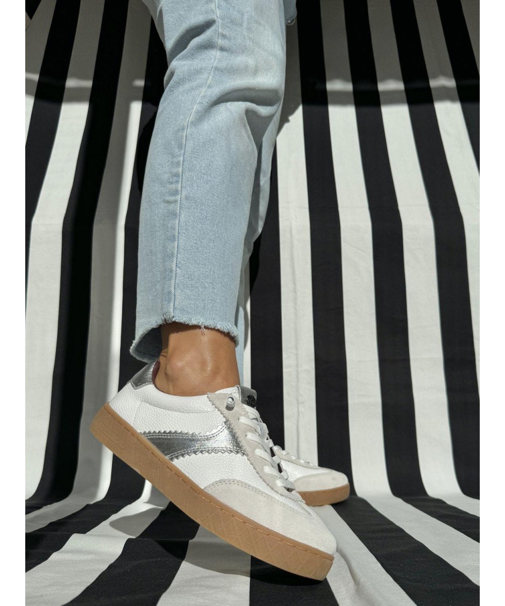 The Happy Monk-PARIS 003