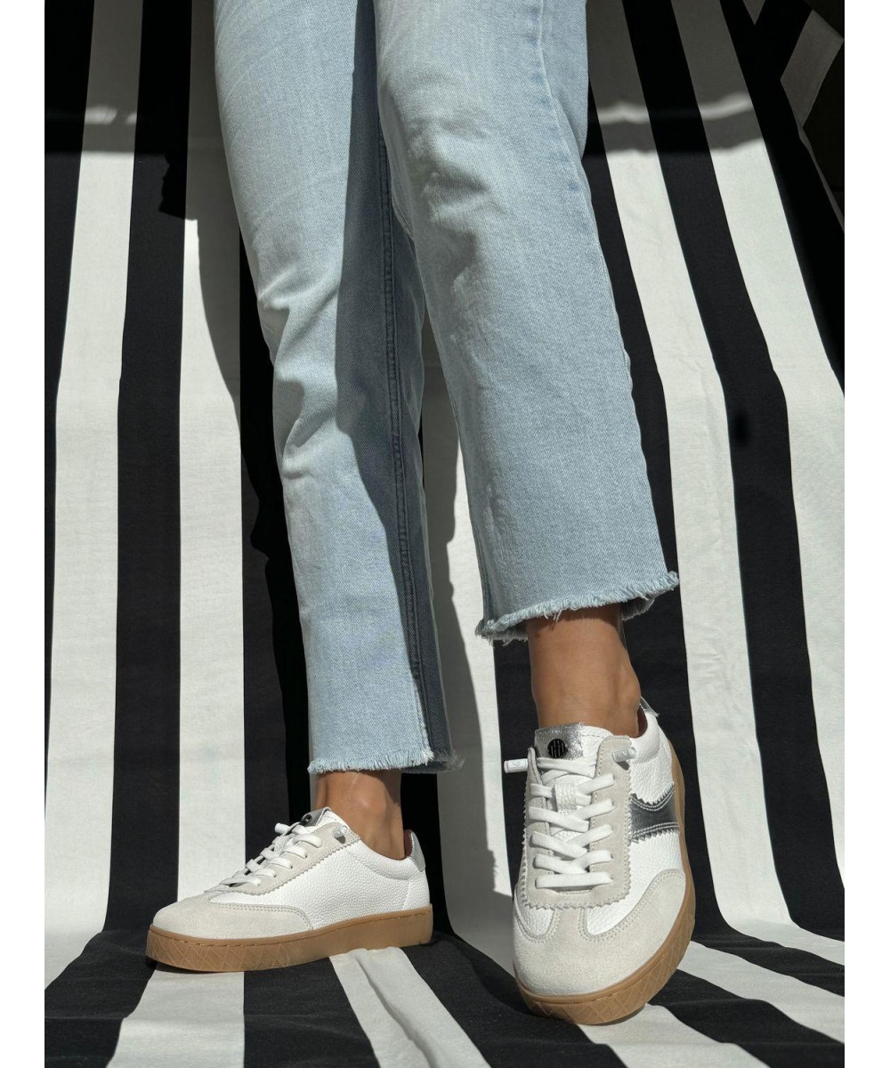 The Happy Monk-PARIS 003