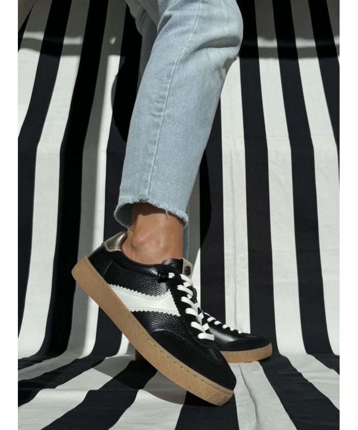 The Happy Monk-PARIS 003