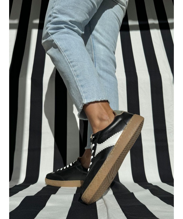 The Happy Monk-PARIS 003