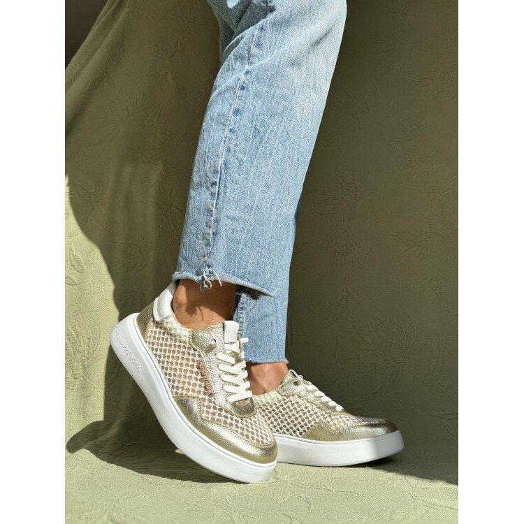 The Happy Monk-MANACOR 001