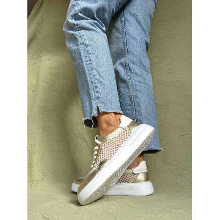 The Happy Monk-MANACOR 001