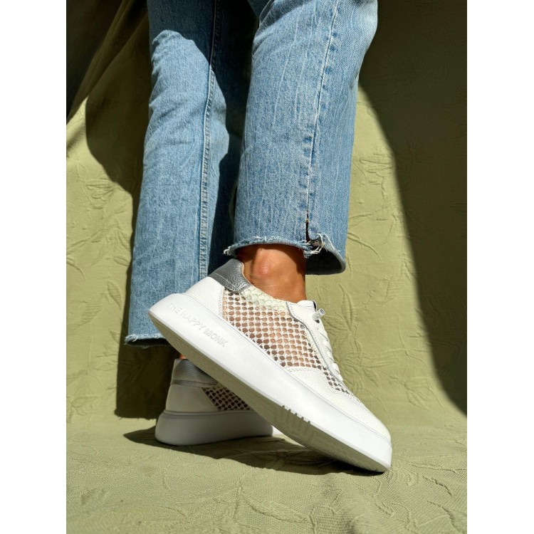 The Happy Monk-MANACOR 001